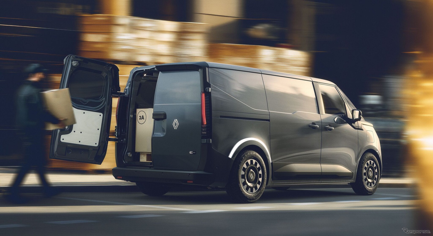 ルノー・トラフィック バン E-Techエレクトリック