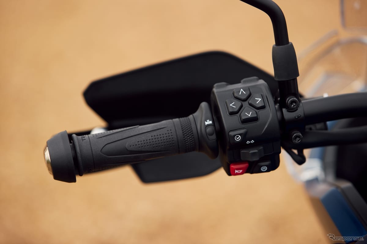 トライアンフ タイガースポーツ800 ツアー