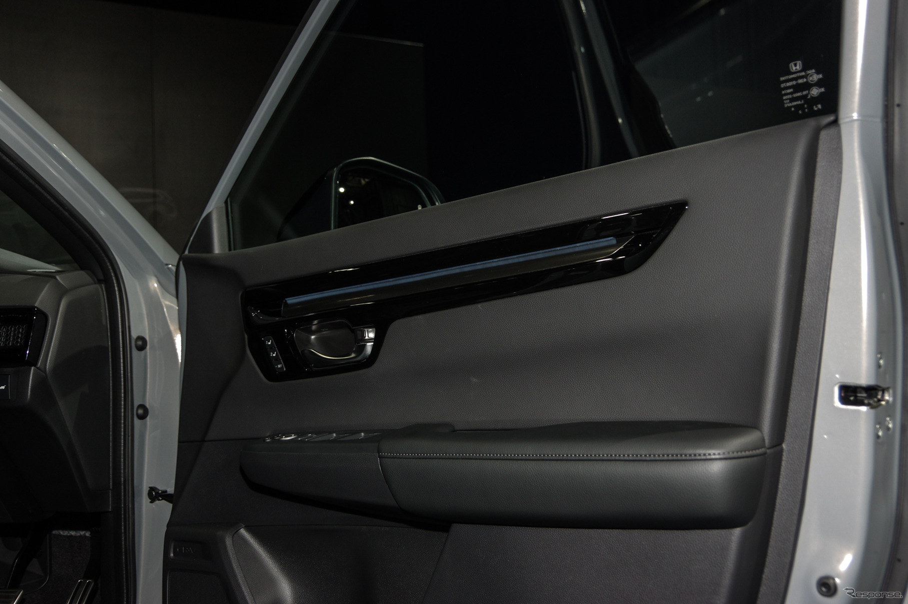 ホンダ CR-V e:HEV RS ブラックエディション