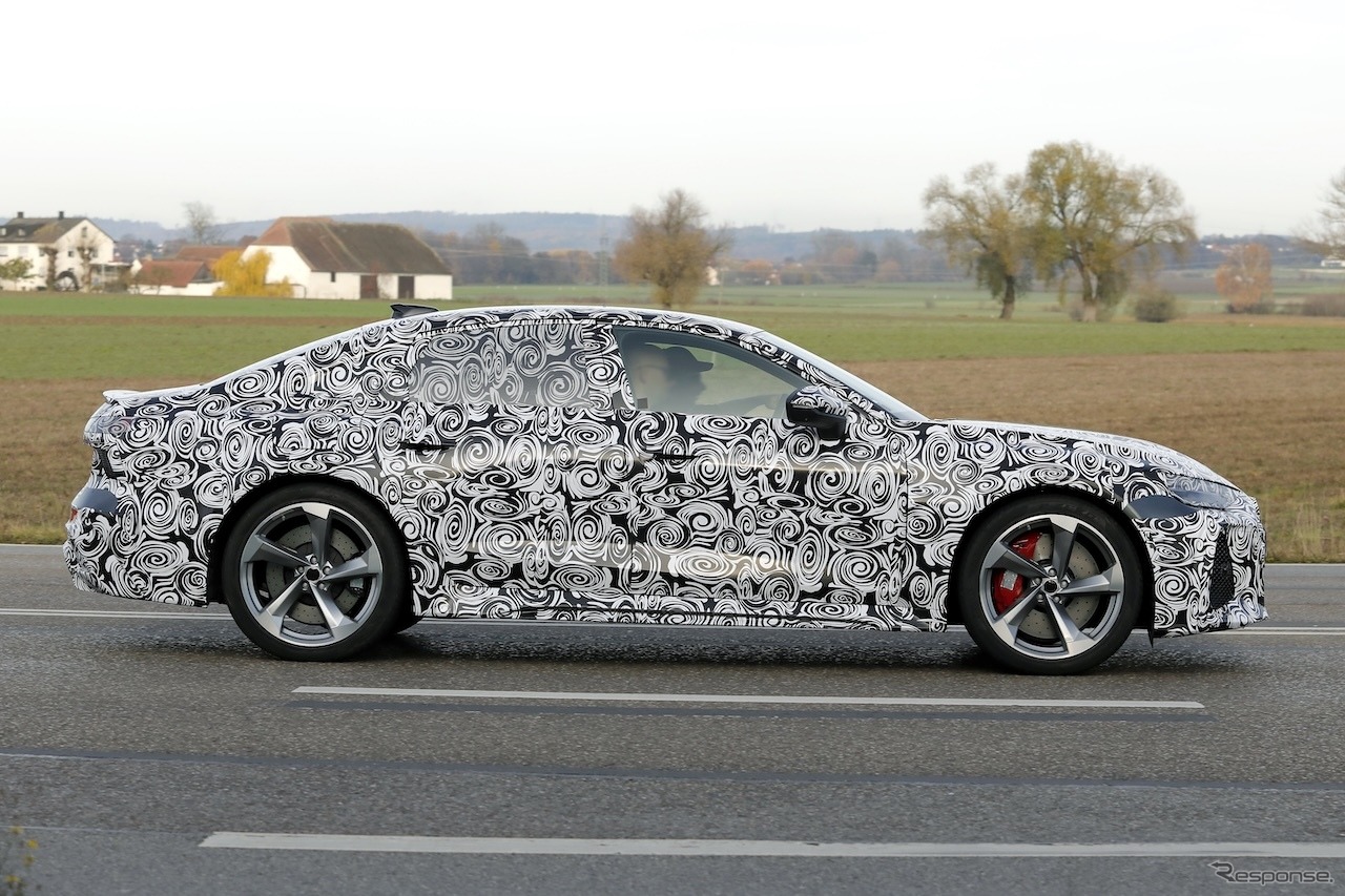 アウディ RS6セダン 新型のプロトタイプ　
