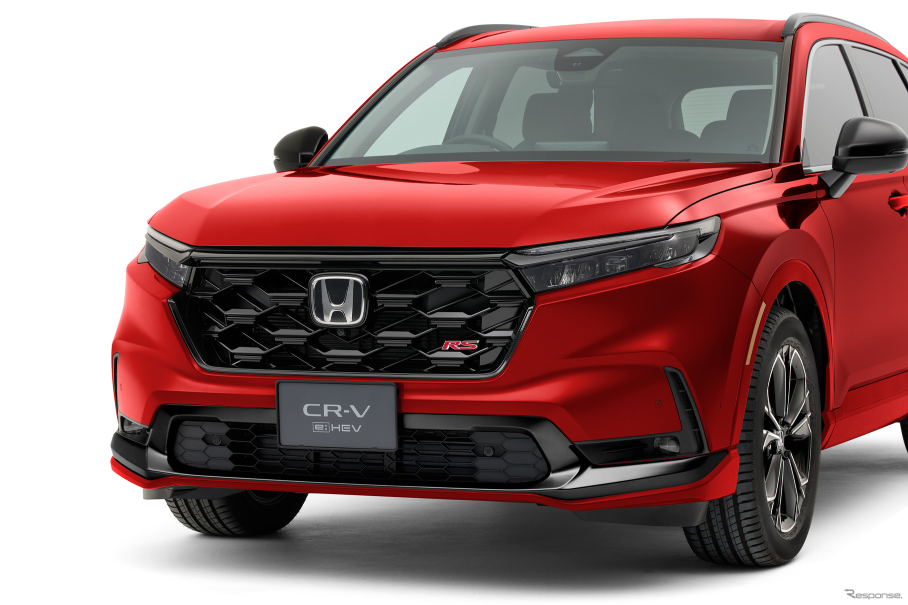 RS向けにはブラックのフロントロアスカートを用意（アーバンプレミアム）