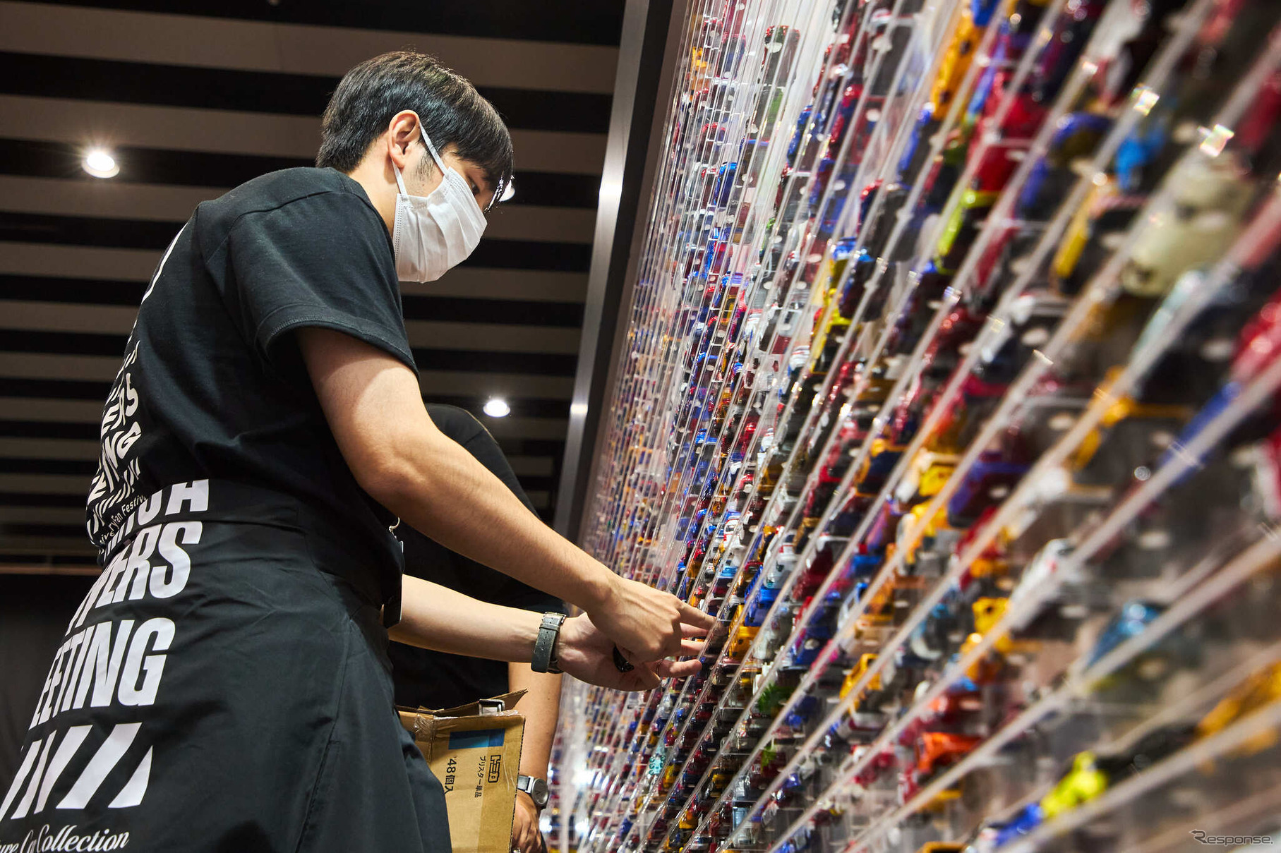 TOMICA OWNERS MEETING：トミカウォール