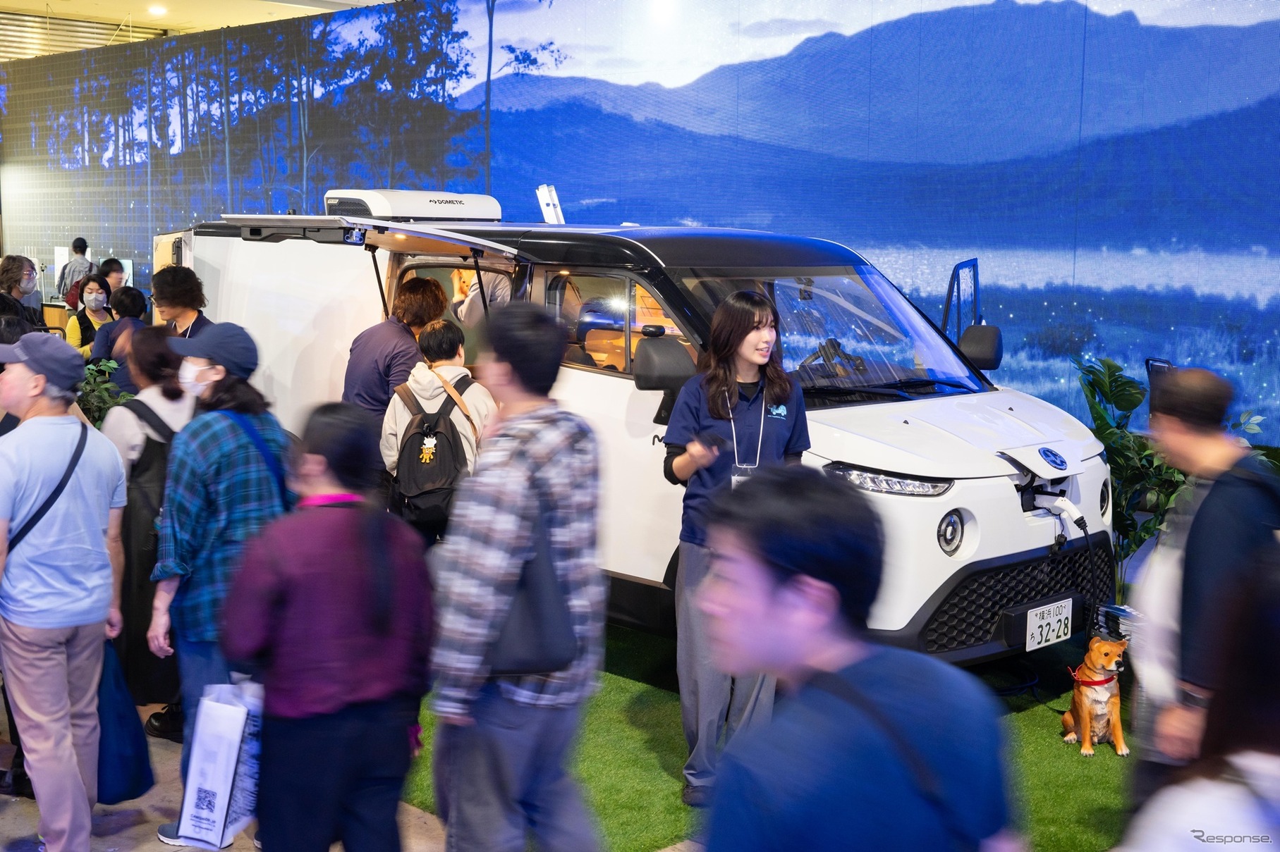 「Japan Mobility Show Tokyo 2025」で展示したEVキャンピングカー「moonn.」の「T-01」