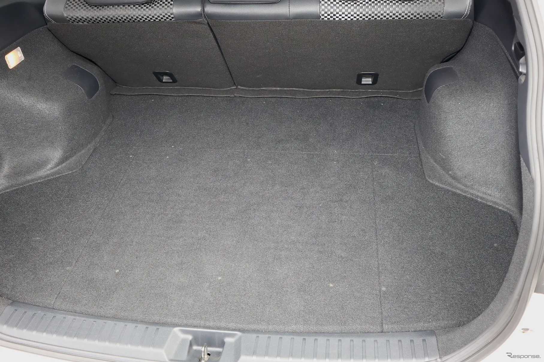 トヨタ・カローラフィルダー（オーナー：吉岡晃史さん）by エモーション