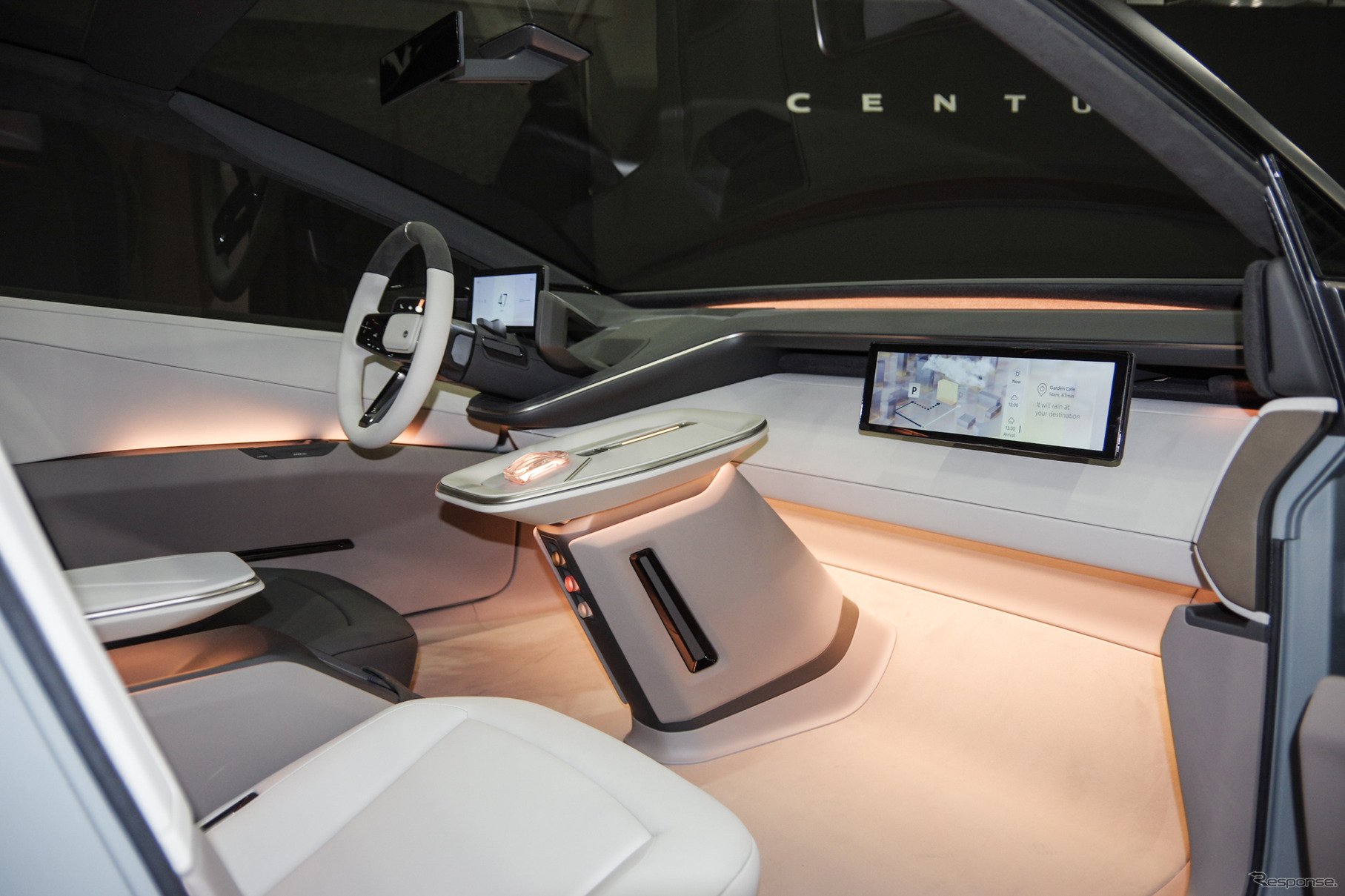 トヨタ カローラコンセプト（ジャパンモビリティショー2025）