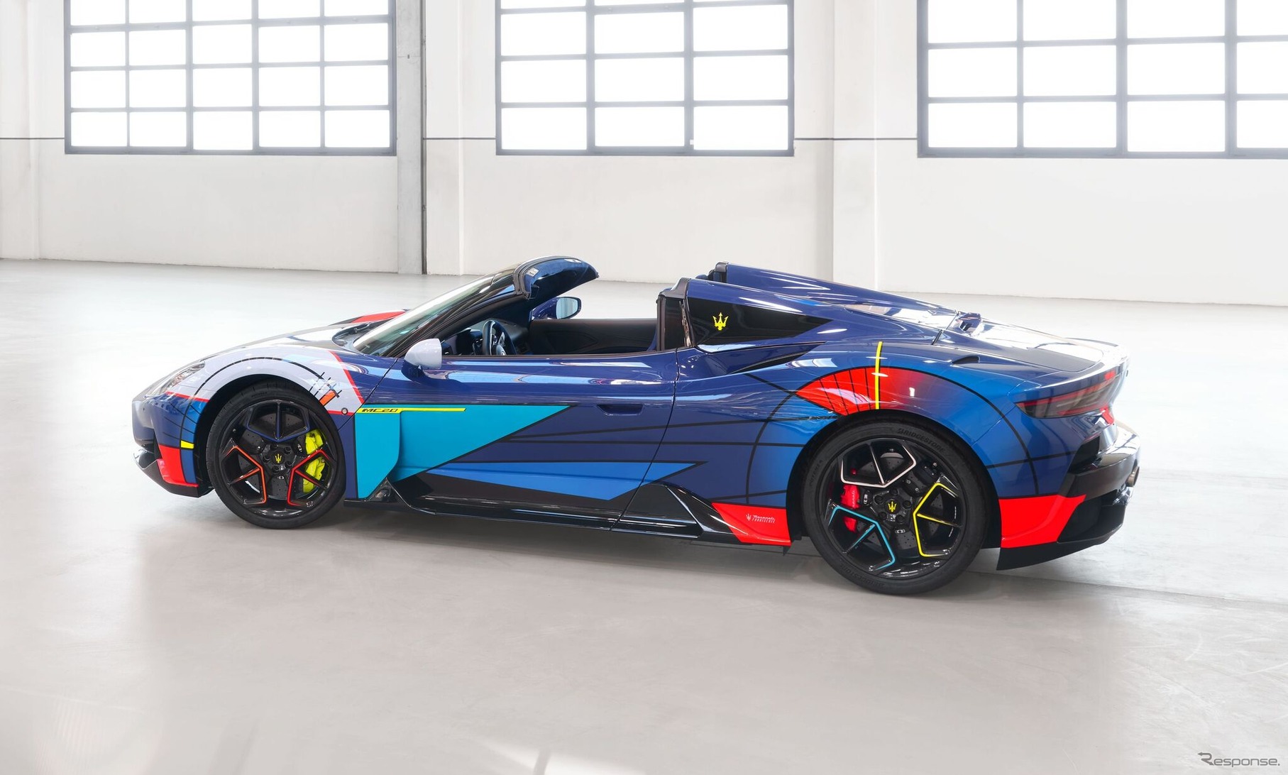 マセラティ MC20チェロ・オペラ・ダルテ