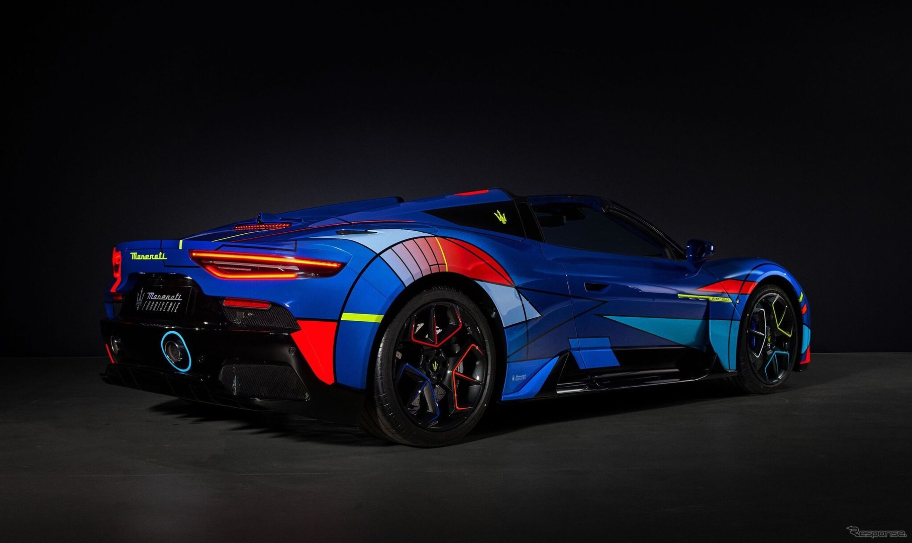 マセラティ MC20チェロ・オペラ・ダルテ