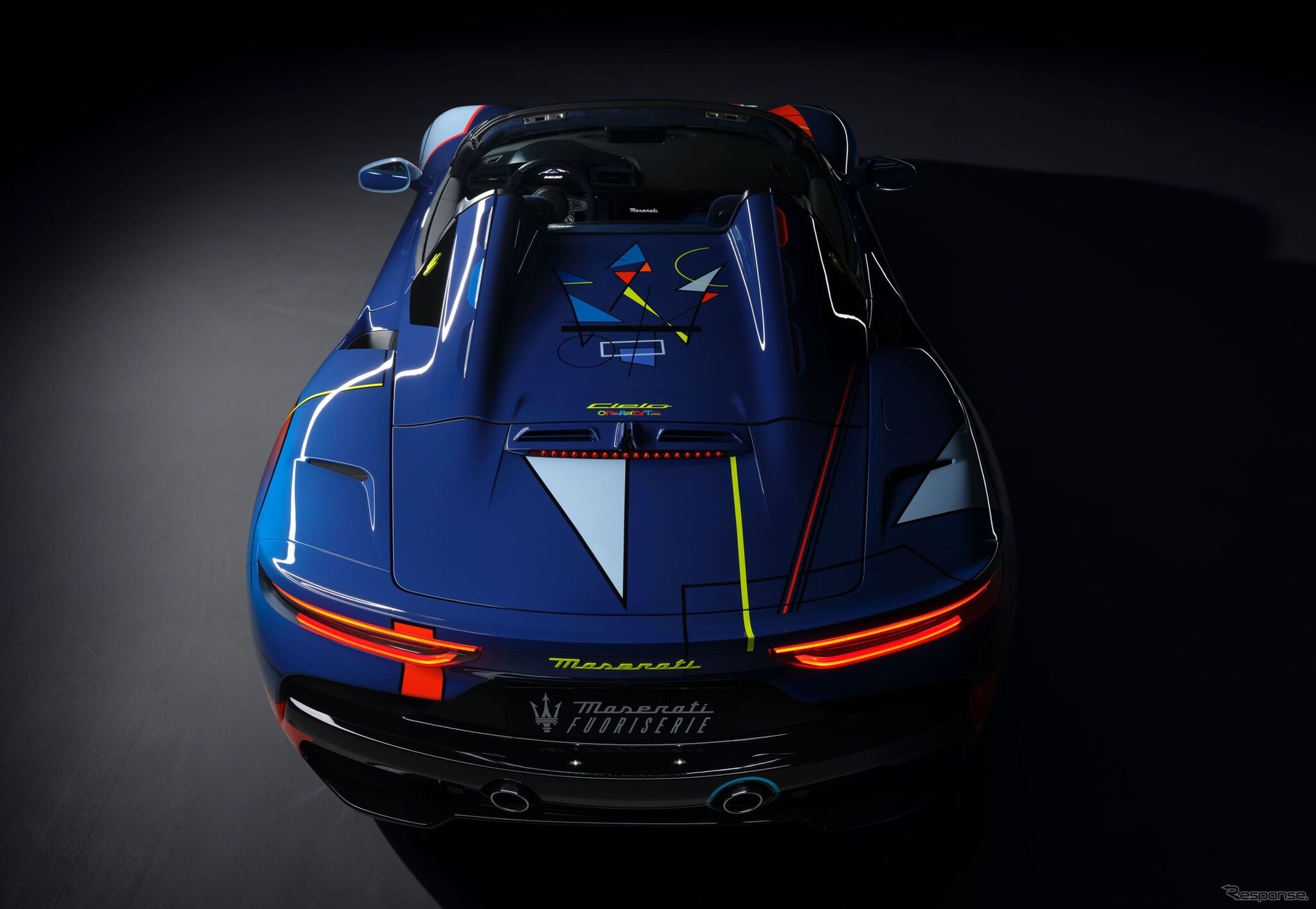 マセラティ MC20チェロ・オペラ・ダルテ