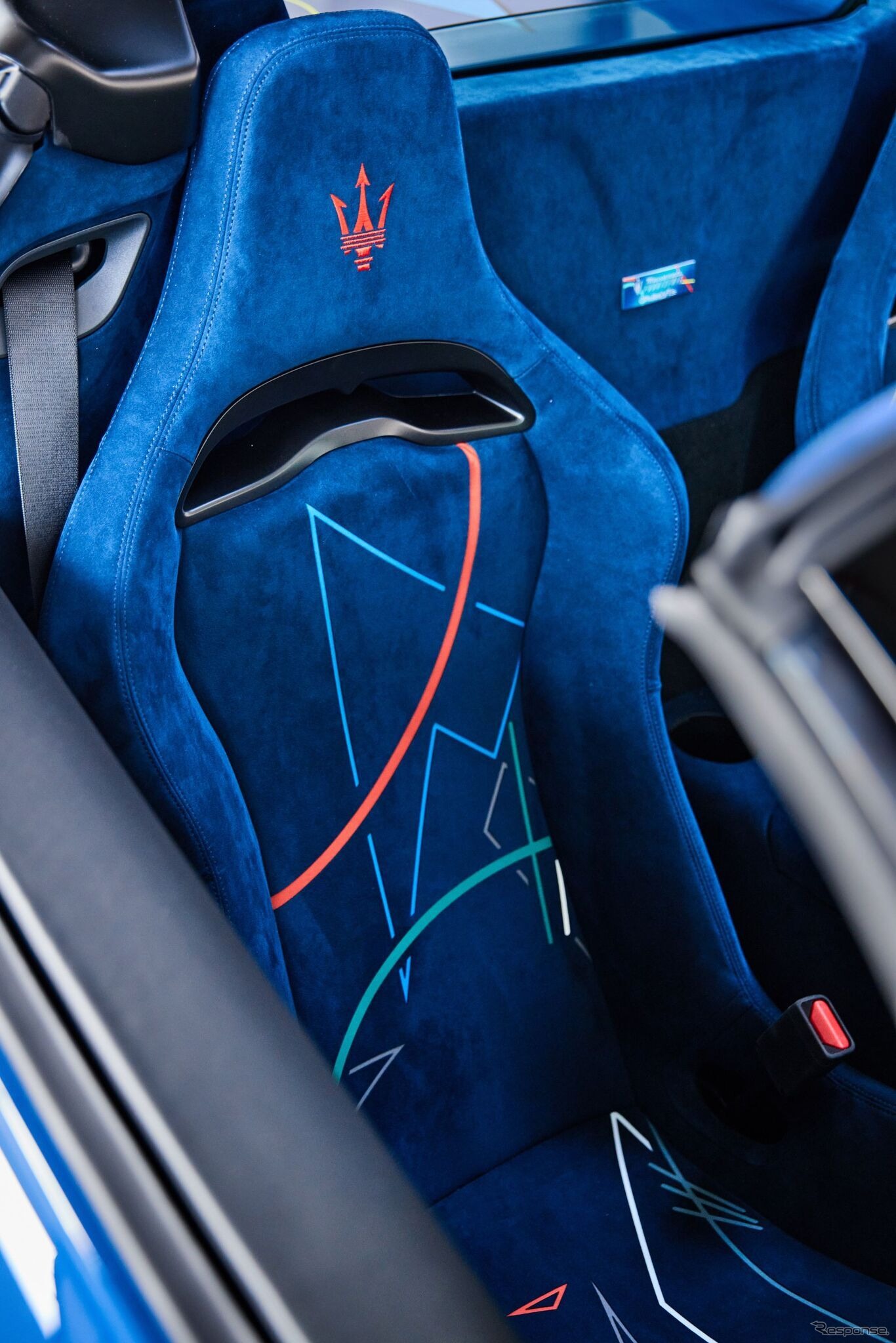 マセラティ MC20チェロ・オペラ・ダルテ