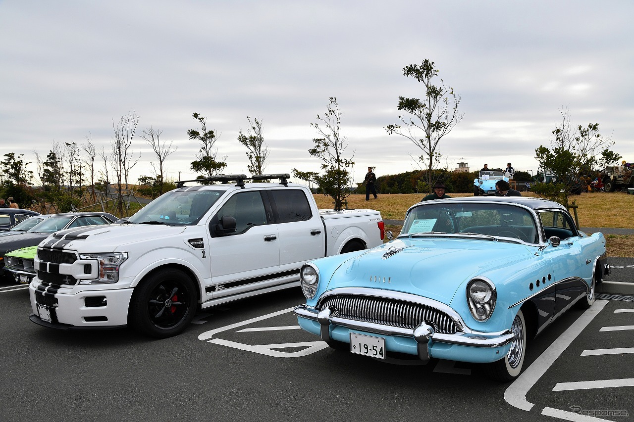 三浦半島に集まる名車たち@ソレイユの丘