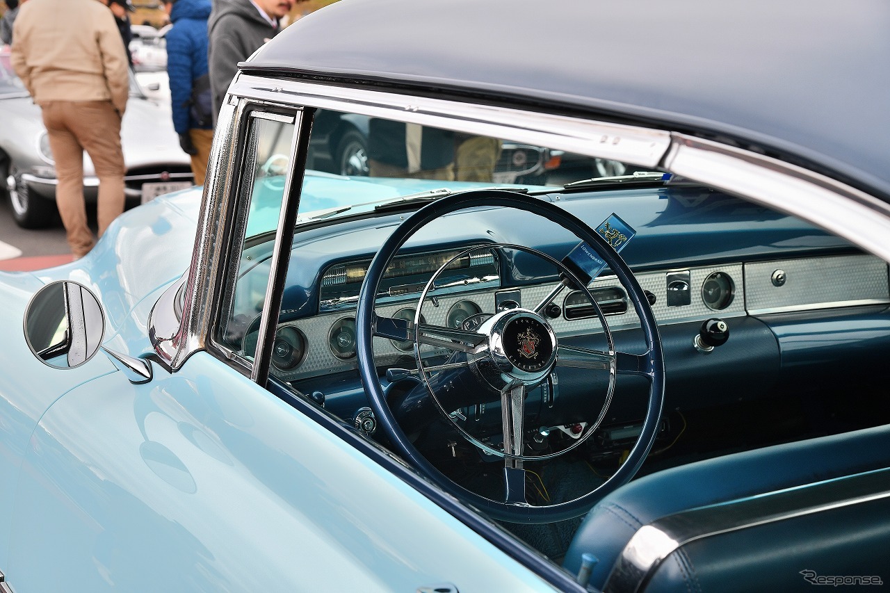 三浦半島に集まる名車たち@ソレイユの丘