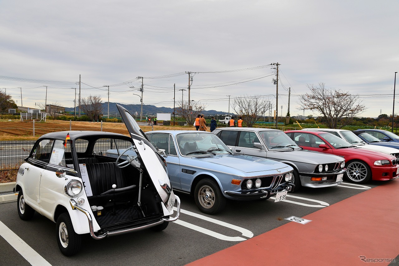 三浦半島に集まる名車たち@ソレイユの丘