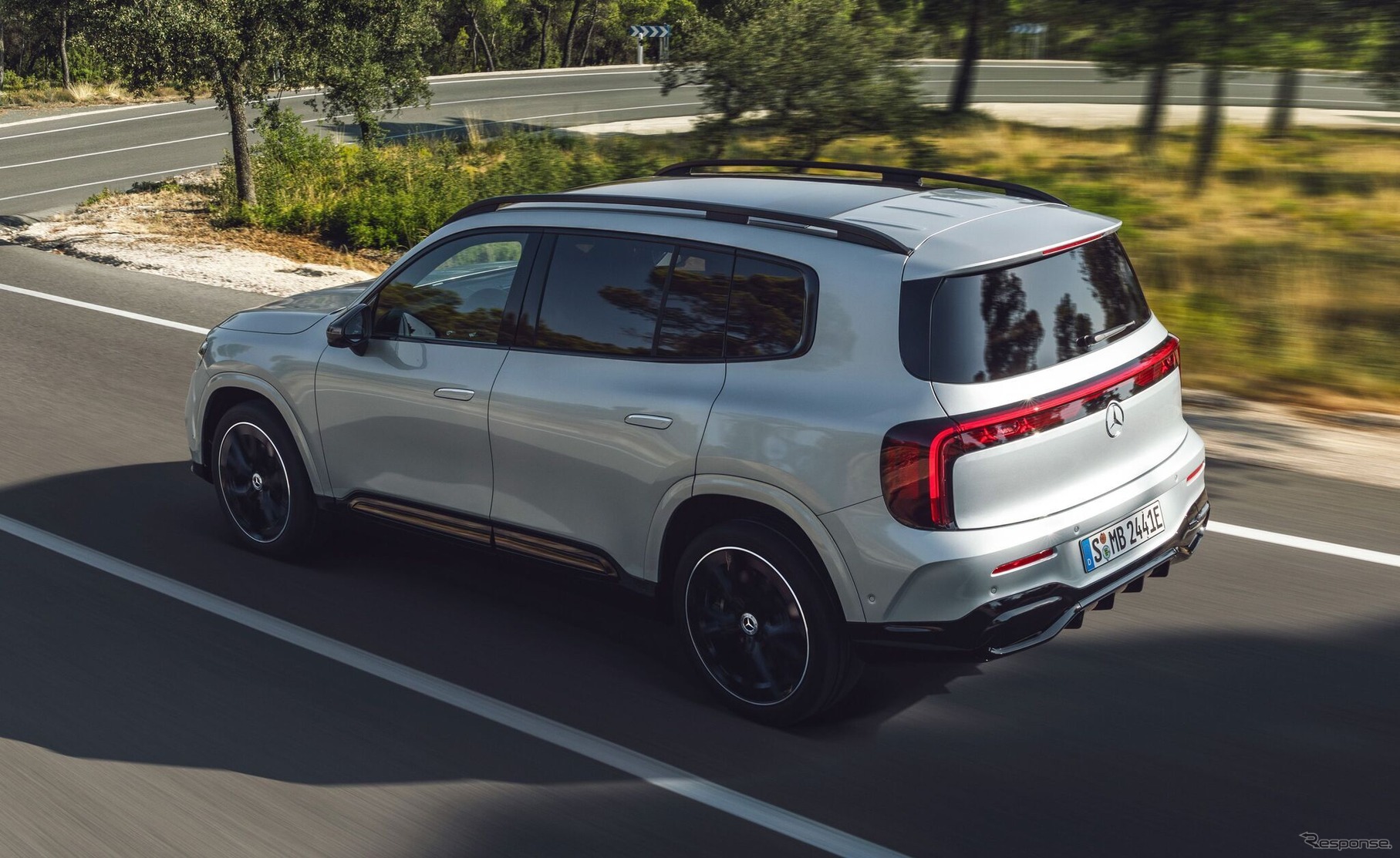 メルセデスベンツ GLB 新型