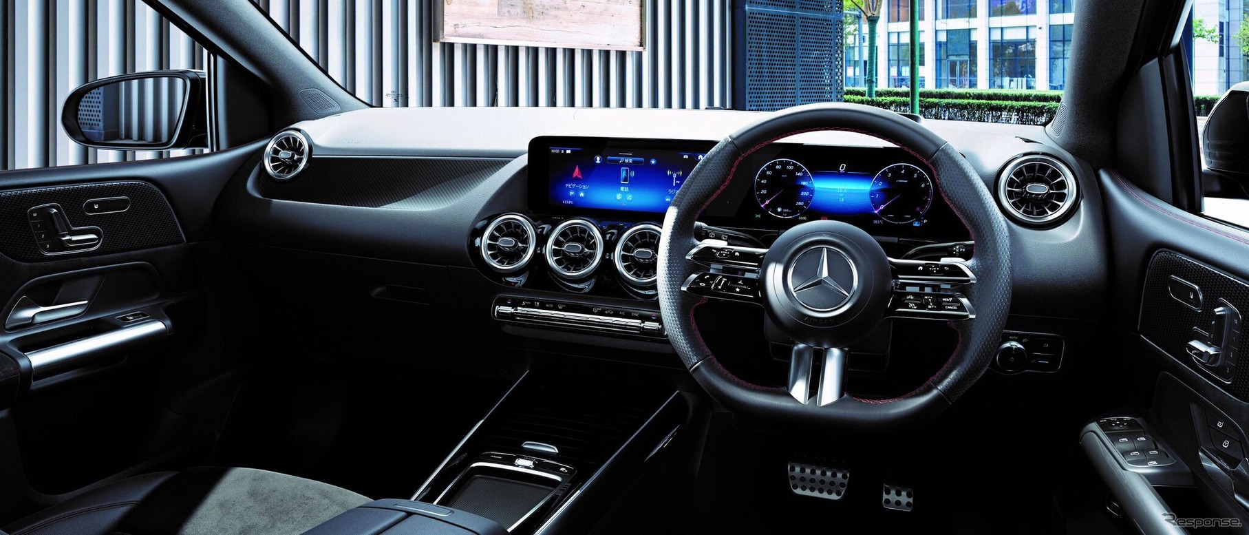 メルセデスベンツ『Bクラス』、「Urban Stars」追加…AMGライン標準装備で575万円から