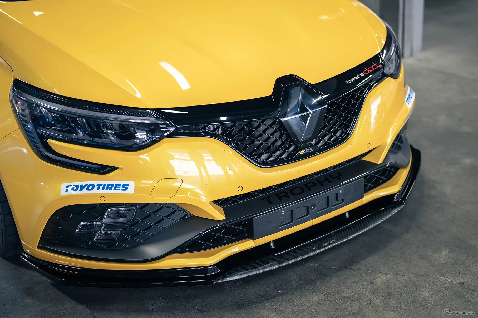 TOYO TIRES PROXES DRIVING PLEASURE