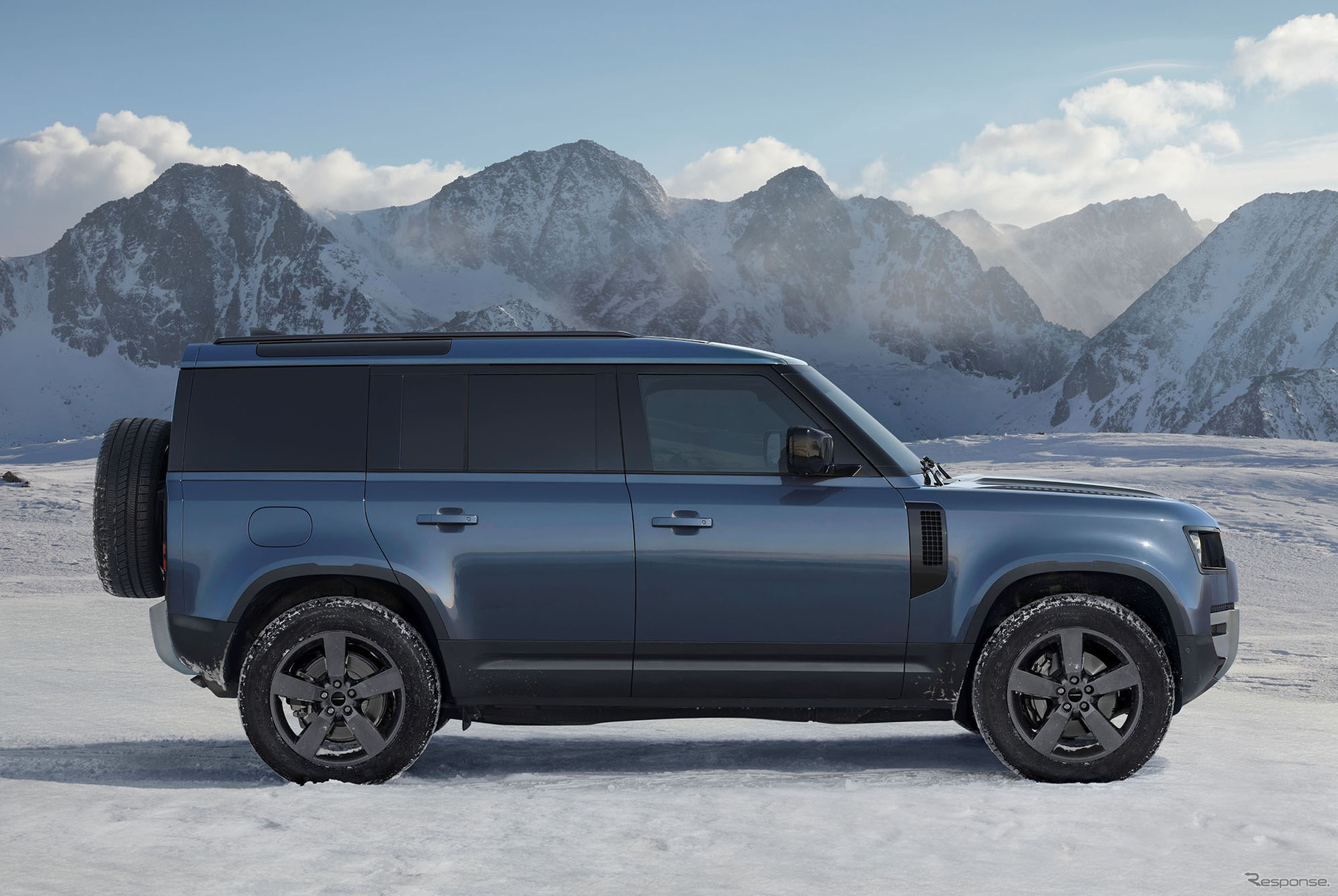 ランドローバー『ディフェンダー』の商用モデル「DEFENDER HARD TOP」