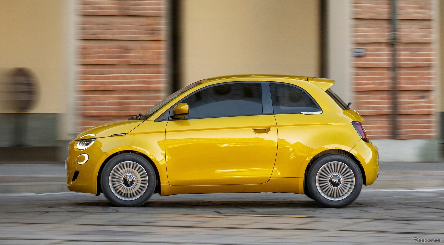 フィアット 500ハイブリッド