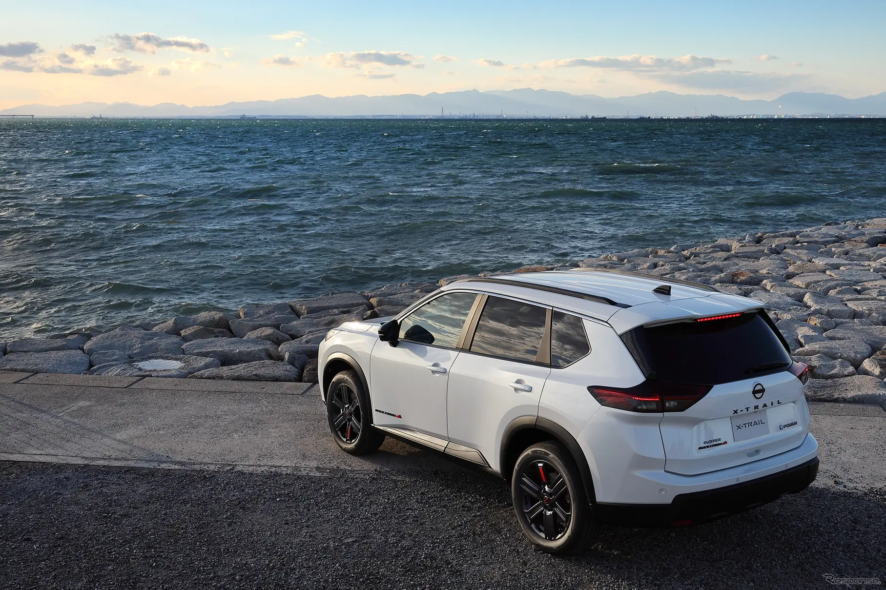 日産エクストレイル”ROCK CREEK“の魅力を人気インフルエンサー・あずあずが語る！