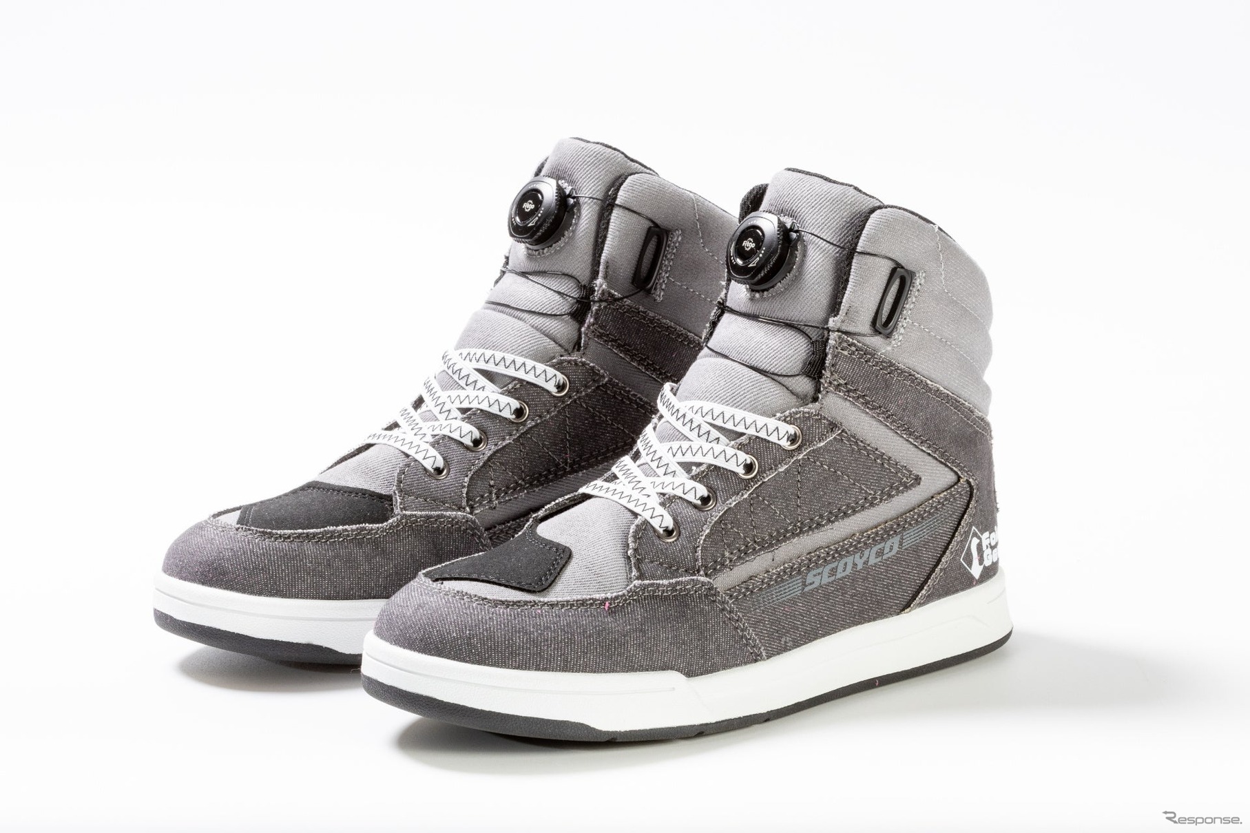 バイク系YouTuber「フォアグラ」氏の「FoieGear」ブランドとコラボしたSCOYCO『MT107WP』