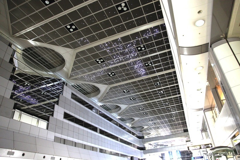 Digital Public Art in Haneda Airport「空気の港」- テクノロジー×空気で感じる新しい世界 -