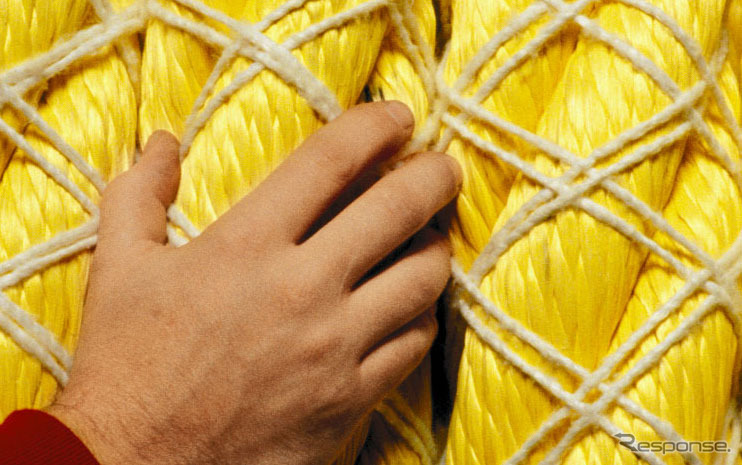 ケブラーAP（写真＝Courtesy of DuPont）