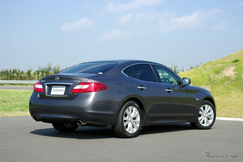 日産 新型 フーガ（プロトタイプ）　370GT