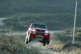 【ダカールラリー2003】三菱チーム、盤石のシェイクダウン