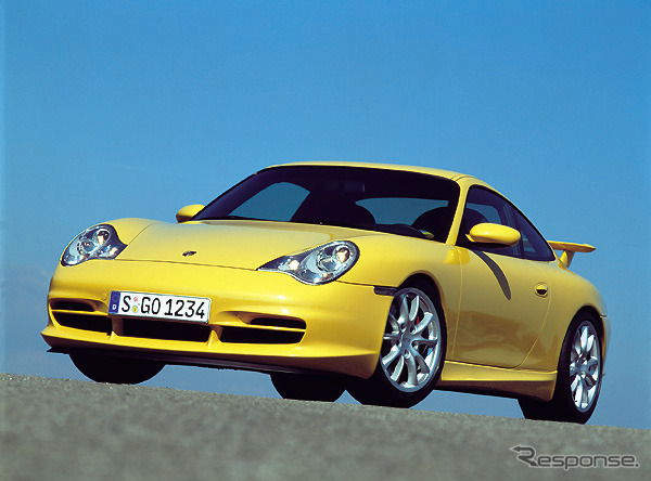 新型ポルシェ『911 GT3』堂々!!
