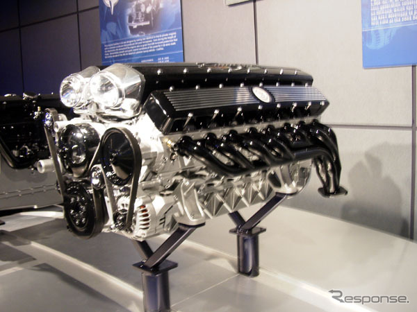 【デトロイトショー2003速報】V16は13600cc、1000馬力!!!!! …キャデラック『シックスティーン』