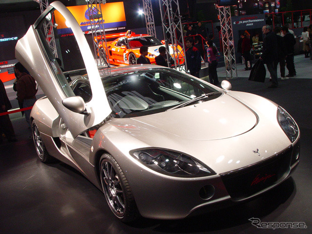 【オートサロン2003速報】オートバックス『ガライヤ』が立体駐車場をクリアできるって知ってた?