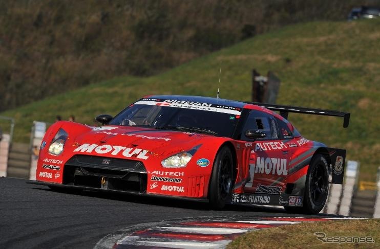 No.1 MOTUL AUTECH GT-R