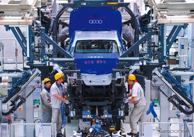 アウディ長春工場で生産されるA4L