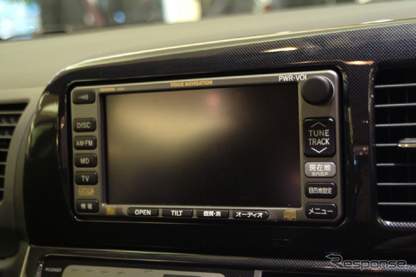 【トヨタ『ウィッシュ』発表】前も後ろもばっちりのナビ