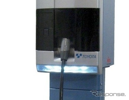 NTTデータ向け通信機能付充電スタンド