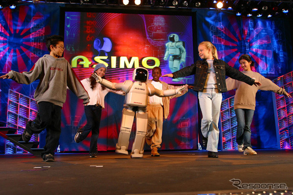 【株価】ホンダが引けにかけ反発---取引終了後に業績見通しを増額