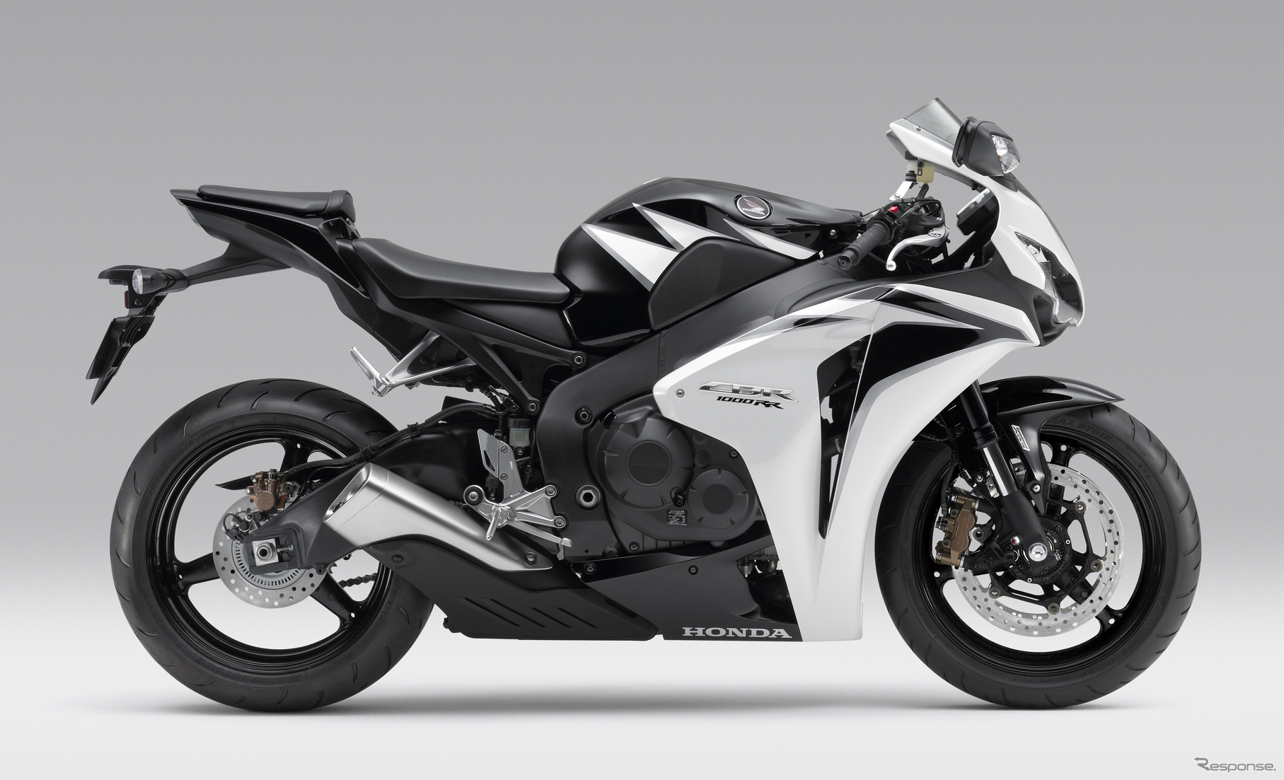 CBR1000RR ABS(グラファイトブラック×パールサンビームホワイト)