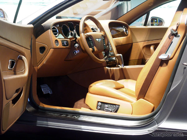 ベントレー『コンチネンタルGT』、デザイナーによるデザイン賞受賞