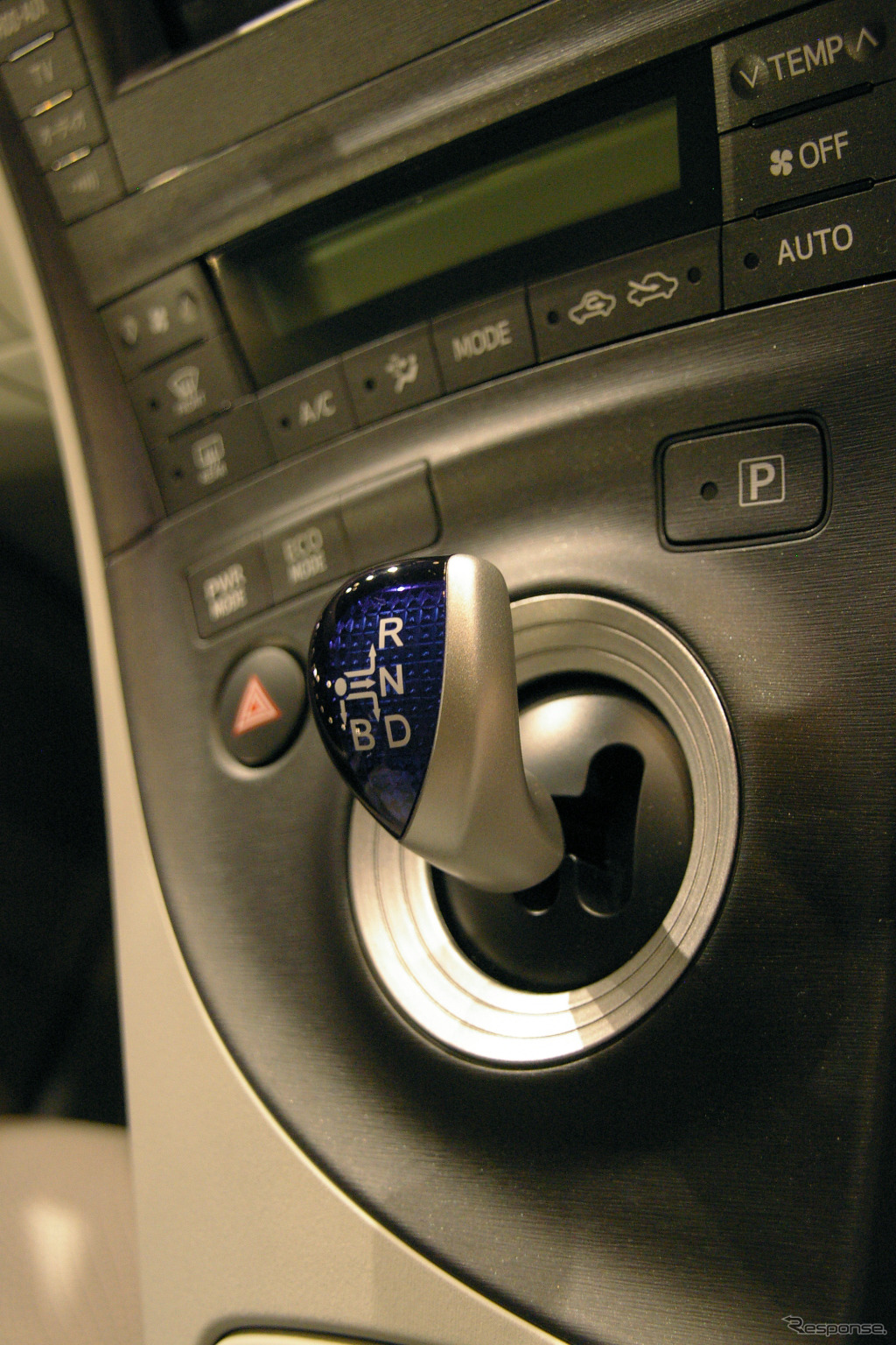 特徴は「電池切れの心配のないEV」