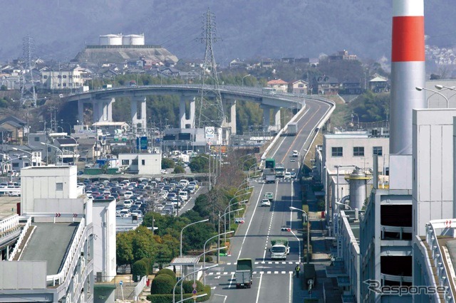 東洋大橋