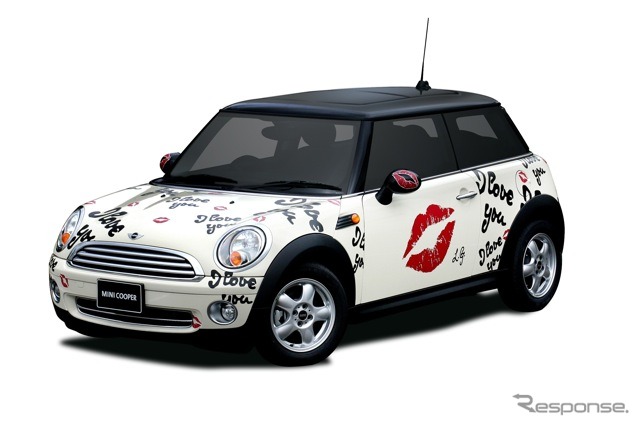 Kissed by LULU GUINNESS