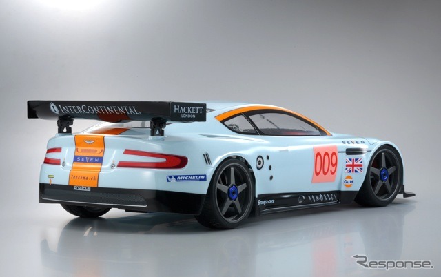アストンマーティン・レーシングDBR9