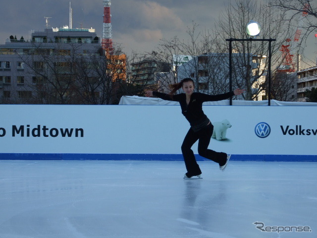 VWスケートリンクin東京ミッドタウン