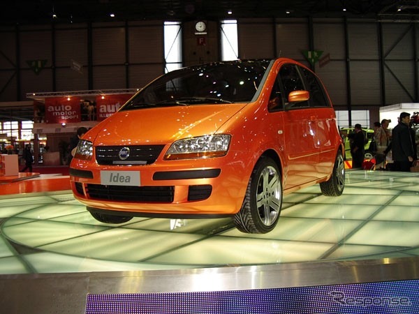 【ジュネーブショー2003写真蔵】フィアットB-MPV『イデア』がわかる