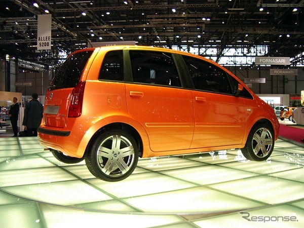 【ジュネーブショー2003写真蔵】フィアットB-MPV『イデア』がわかる