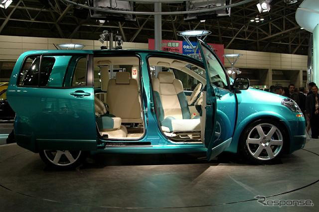 トヨタのユニバーサルデザイン---評価指標の適用第1号は『ラウム』に