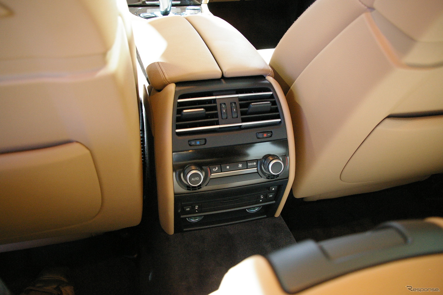 BMW 740i