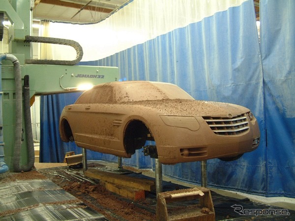 【ジュネーブショー2003写真蔵】クライスラー『エアフライト』のデザインがわかる