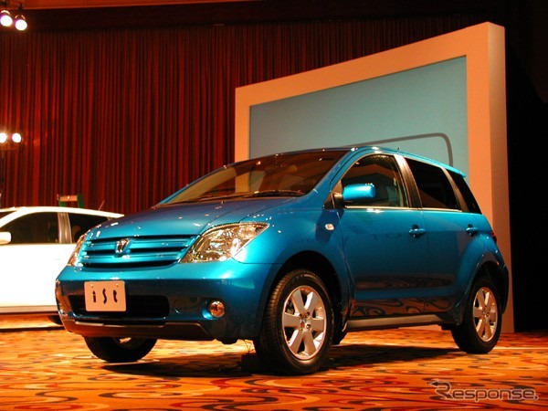 トヨタ、レンタカー料金を4月から引き下げ