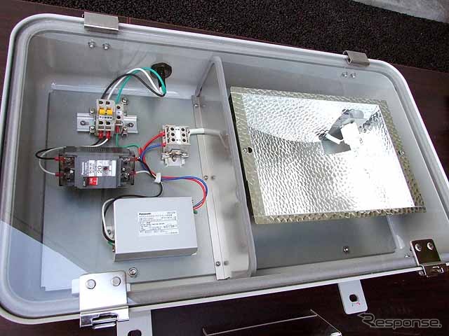 新たなトンネル照明の開発に向けた実証実験