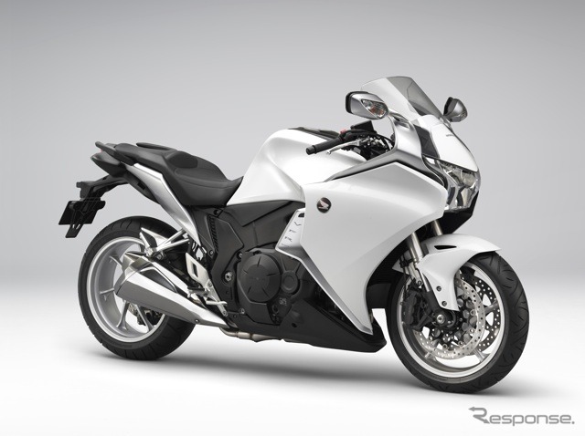 VFR1200F